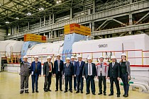 Ўзбекистон журналист ва депутатлари Россиядаги АЭСга ташриф буюрдилар  