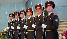 Ўзбекистонда шартнома бўйича ҳарбий хизматнинг энг кам муддати узайтирилди